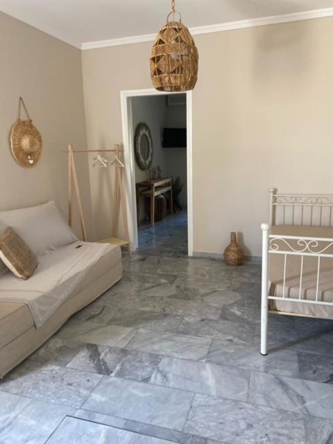 Aelia Houses2 * Agia Marina (Aegina)