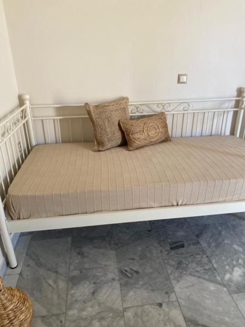 Aelia Houses2 * Agia Marina (Aegina)